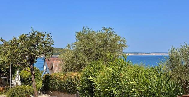 Apartment Beakovic – 40 m from the Sea