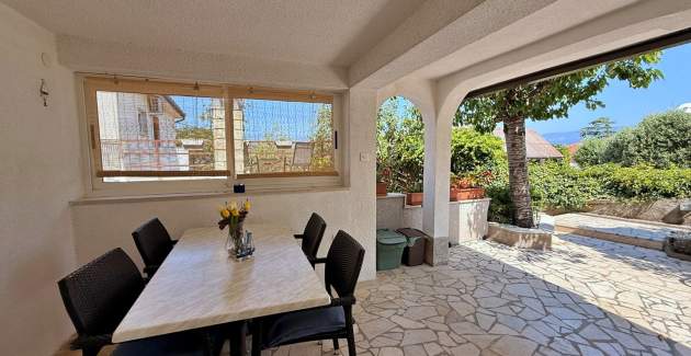 Apartment Beakovic – 40 m from the Sea