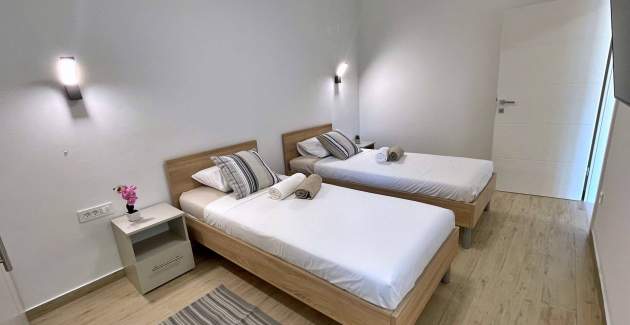 Luxury Apartment Bonum 2 – 130 m from the Sea