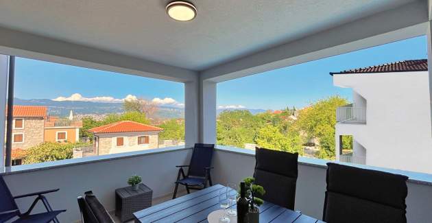 Luxury Apartment Bonum 2 – 130 m from the Sea