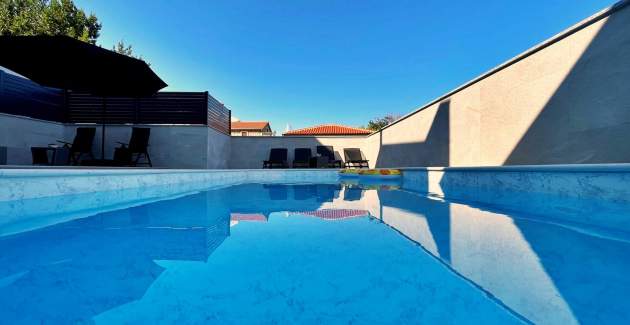 Luxury Apartment Bonum 3 – Private Pool