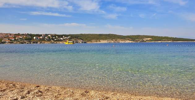 Apartment Tiha Lili 4 – 10 m from Beach, Sea View