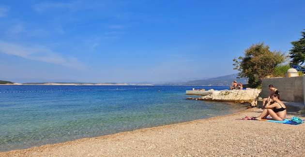 Apartment Tiha Lili 2 – 10 m from the Beach, Sea View