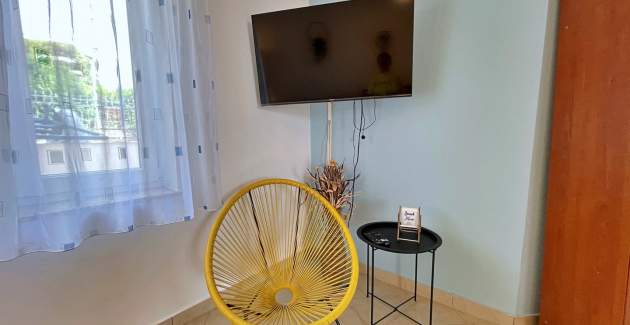 Apartment Tiha Lili 2 – 10 m from the Beach, Sea View