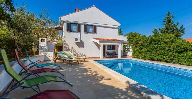 Apartment Zeljko A4 with Pool &Terrace