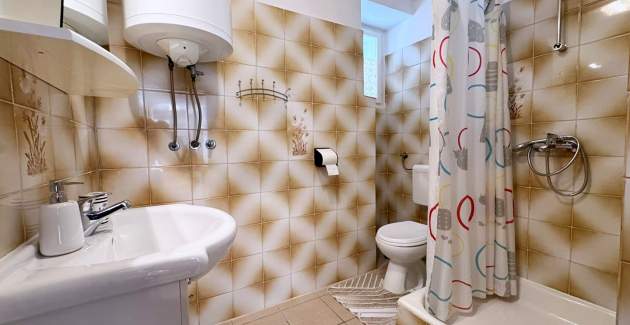 Apartment Car – 90 m from the Sea