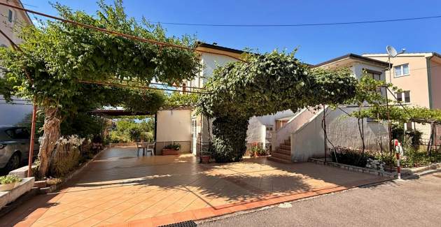 Apartment Dragica A2 – Sea View and Balcony