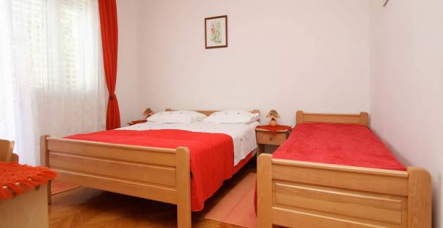 Apartment Dragica A2 – Sea View and Balcony