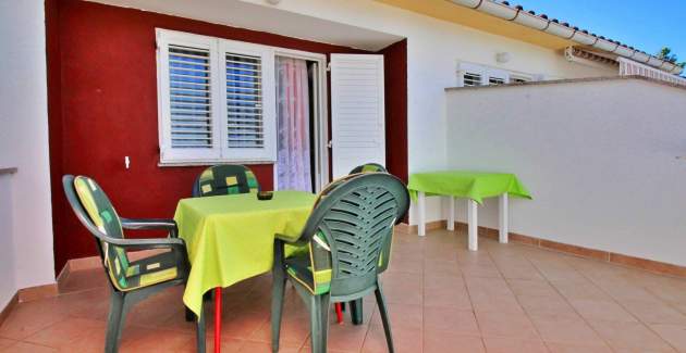 Apartment Dragica A2 – Sea View and Balcony