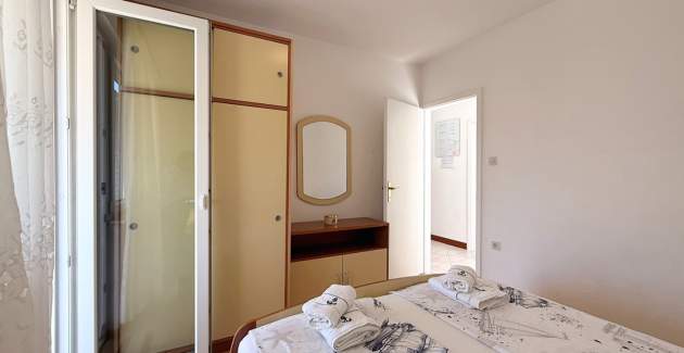 Apartment Dragica A4 – Sea View and Balcony