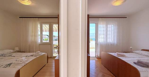 Apartment Dragica A4 – Sea View and Balcony