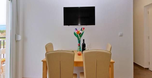 Apartment Ivo 1 – Meerblick und Balkon