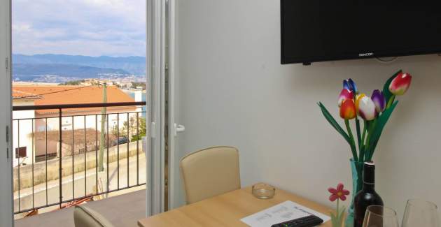 Apartment Ivo 1 – Meerblick und Balkon