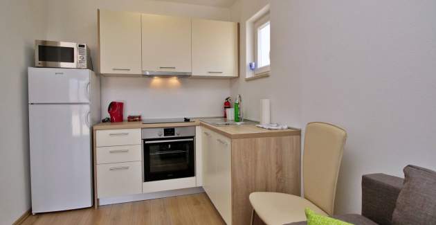 Appartamento Ivo 2 – Vista mare, vicino alla spiaggia