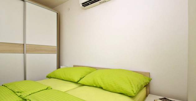 Appartamento Ivo 2 – Vista mare, vicino alla spiaggia