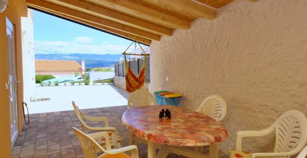 Appartamento Ivo 2 – Vista mare, vicino alla spiaggia