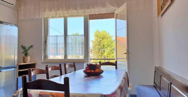 Apartman Jakominić – 400 m od mora