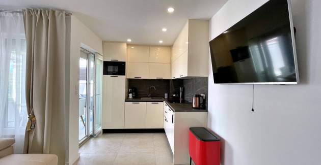 Apartment SeaLuxe – Hot Tub and Sea View