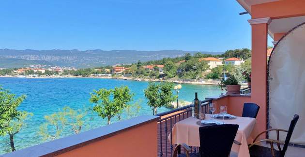 Apartment Koraljka 1 – Sea View