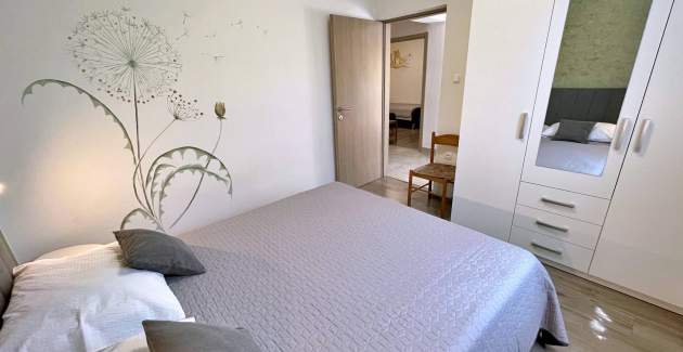 Apartman Mara A4 – terasa i pogled na vrt