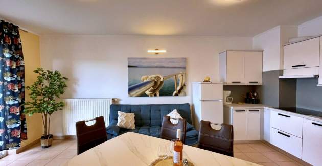 Appartamento Neptun 1 – Vista mare, 20 m dal mare