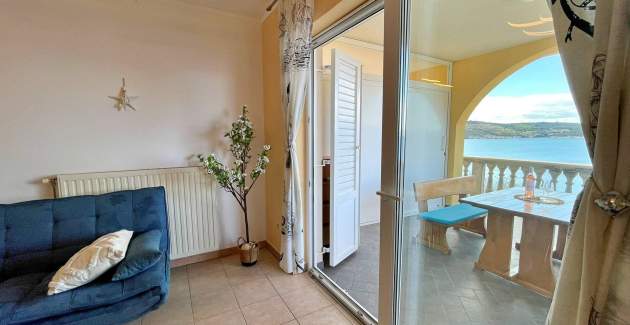 Apartment Neptun 2 – Sea View, 20 m from Sea