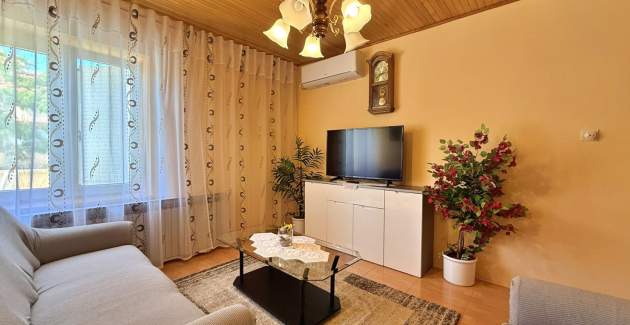 Apartment Nevenka 3 – Sea View, 70 m from Sea