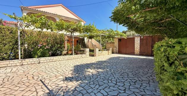 Apartman Nevenka P. – pogled more, 130 m od mora
