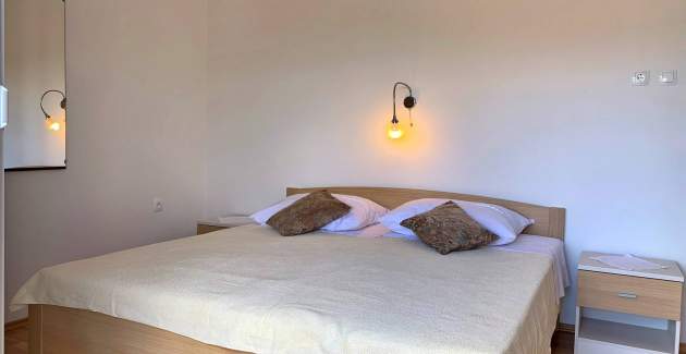 Apartment Nevenka P. – Sea View, 130 m from Sea