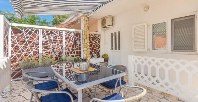 Apartman Presker – pogled more i balkon