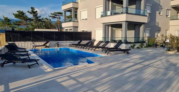 Appartamento Punta Silo B3 – piscina e vista mare