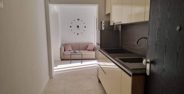 Appartamento Punta Silo B3 – piscina e vista mare