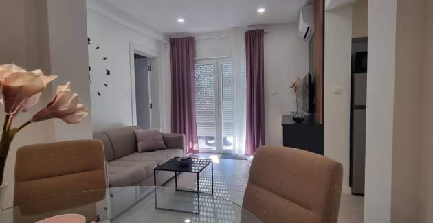 Appartamento Punta Silo B3 – piscina e vista mare