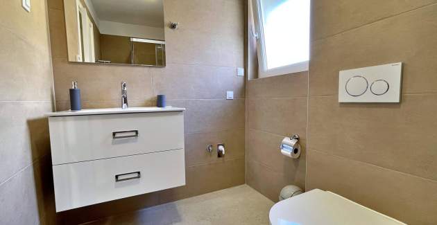 Appartamento Punta Silo A10 – piscina e vista mare