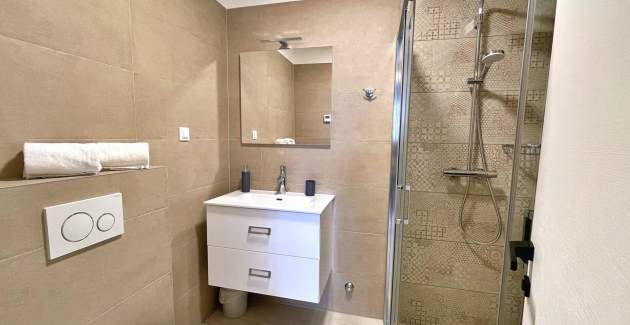 Appartamento Punta Silo A9 – piscina e vista mare