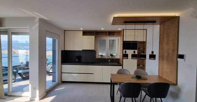 Appartamento Punta Silo A8 – piscina e vista mare