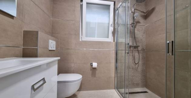 Appartamento Punta Silo A8 – piscina e vista mare