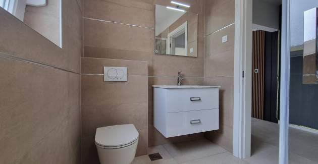 Apartment Punta Silo B5 – Pool and Sea View