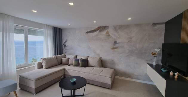 Appartamento Punta Silo B8 – piscina e vista mare