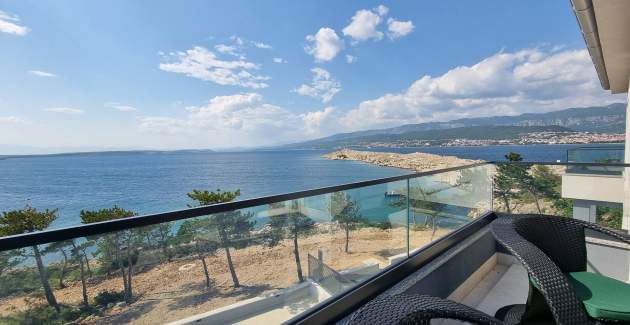 Appartamento Punta Silo B8 – piscina e vista mare