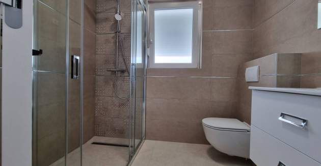 Appartamento Punta Silo B8 – piscina e vista mare