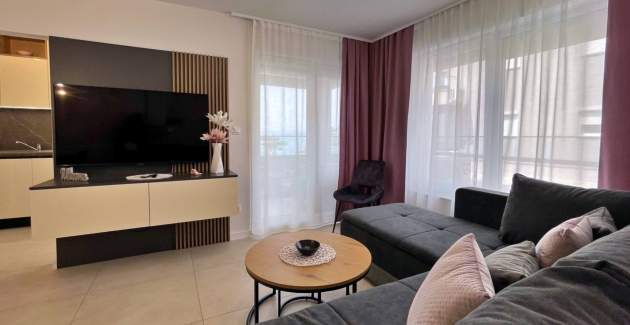 Appartamento Punta Silo A7 – piscina e vista mare