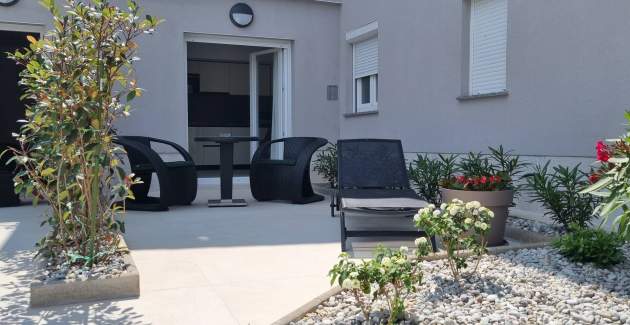 Monolocale Punta Silo A3 – Piscina e vista mare