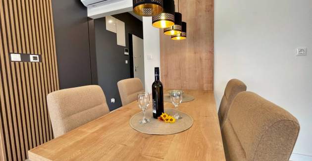 Appartamento Punta Silo B1 – piscina e vista mare