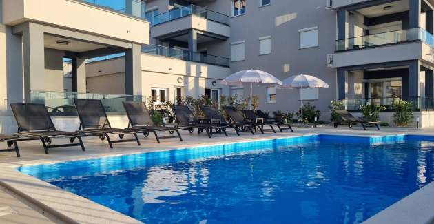 Appartamento Punta Silo B1 – piscina e vista mare