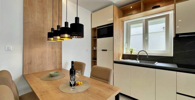 Appartamento Punta Silo B1 – piscina e vista mare