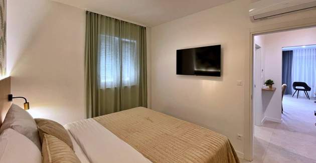 Appartamento Punta Silo B1 – piscina e vista mare