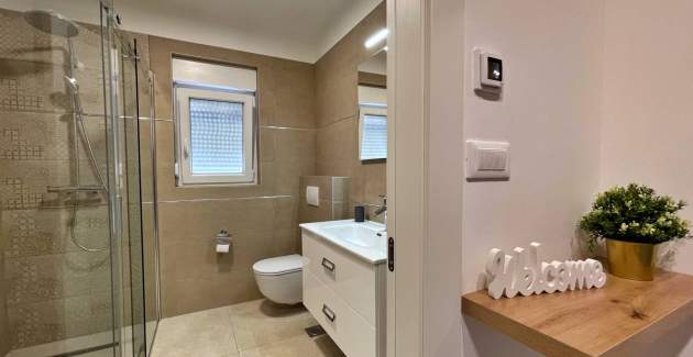 Appartamento Punta Silo B1 – piscina e vista mare