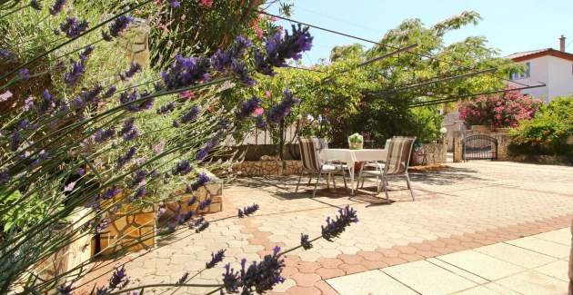 Apartment Radosna 1 – 300  m vom Meer