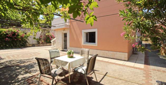 Apartment Radosna 1 – 300  m vom Meer